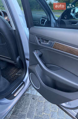 Внедорожник / Кроссовер Audi Q5 2016 в 