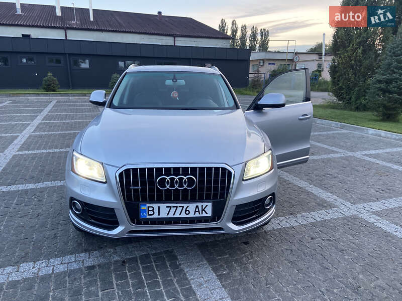 Внедорожник / Кроссовер Audi Q5 2016 в 