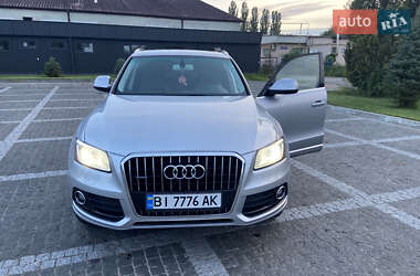 Внедорожник / Кроссовер Audi Q5 2016 в 