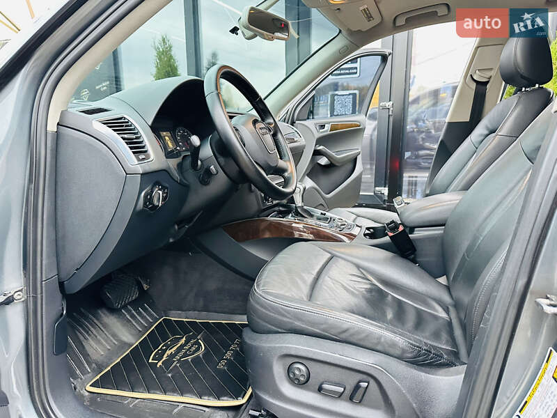 Внедорожник / Кроссовер Audi Q5 2011 в Харькове