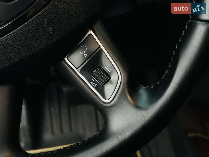 Внедорожник / Кроссовер Audi Q5 2011 в Харькове