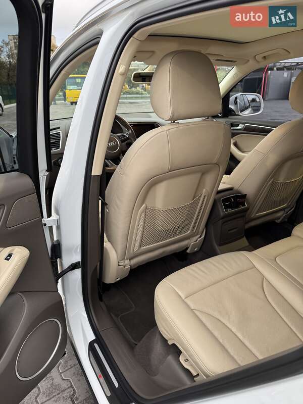 Позашляховик / Кросовер Audi Q5 2014 в Києві