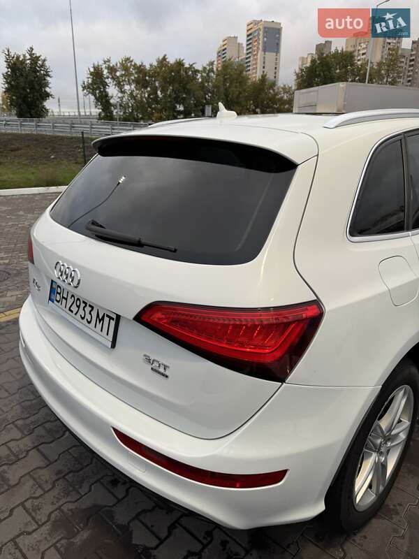 Позашляховик / Кросовер Audi Q5 2014 в Києві