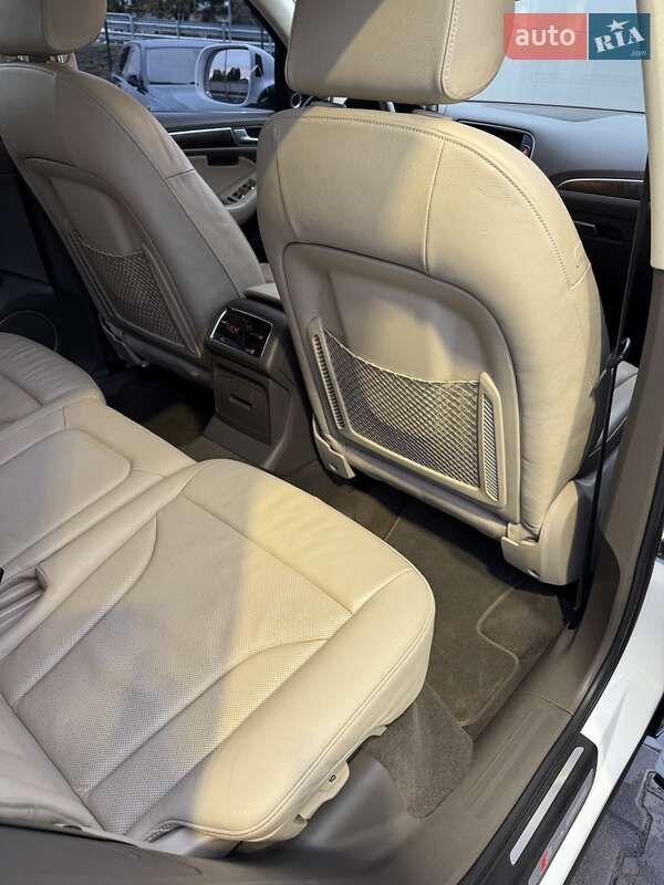 Позашляховик / Кросовер Audi Q5 2014 в Києві