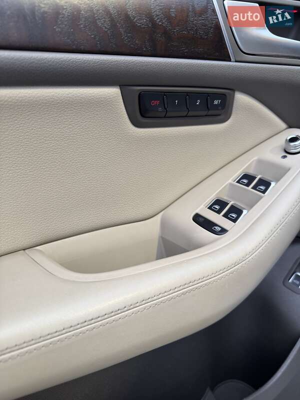 Позашляховик / Кросовер Audi Q5 2014 в Києві