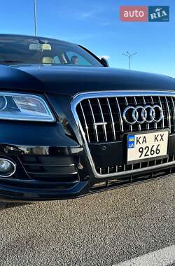 Внедорожник / Кроссовер Audi Q5 2016 в 