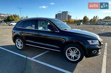 Внедорожник / Кроссовер Audi Q5 2016 в 