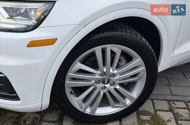 Позашляховик / Кросовер Audi Q5 2017 в 