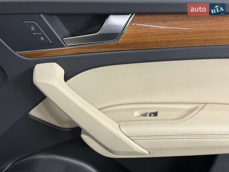 Позашляховик / Кросовер Audi Q5 2022 в Одесі
