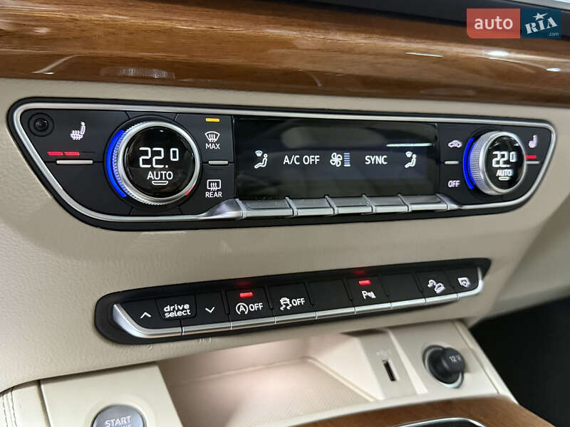 Позашляховик / Кросовер Audi Q5 2022 в Одесі