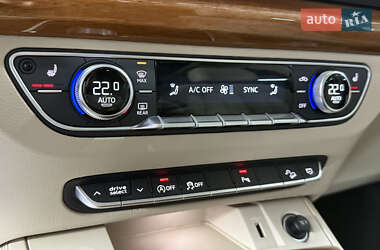Внедорожник / Кроссовер Audi Q5 2022 в 
