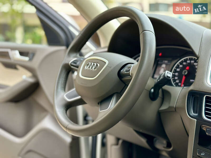 Позашляховик / Кросовер Audi Q5 2014 в Києві