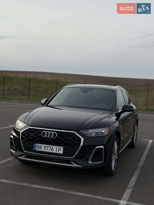 Позашляховик / Кросовер Audi Q5 2020 в Рівному
