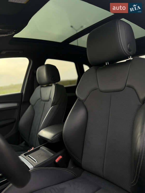 Позашляховик / Кросовер Audi Q5 2020 в Рівному