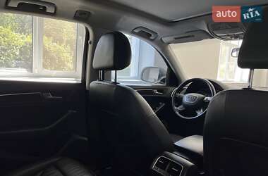 Позашляховик / Кросовер Audi Q5 2015 в 