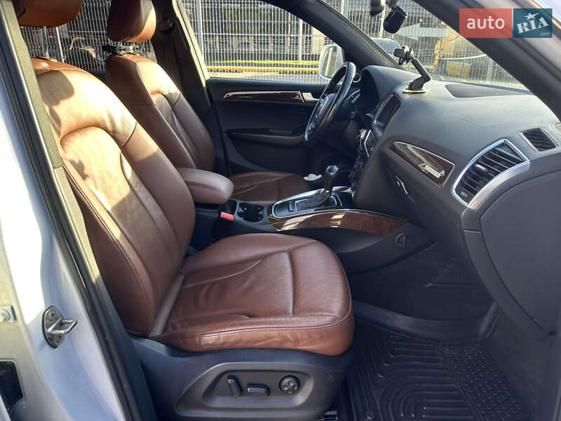 Позашляховик / Кросовер Audi Q5 2012 в Львові