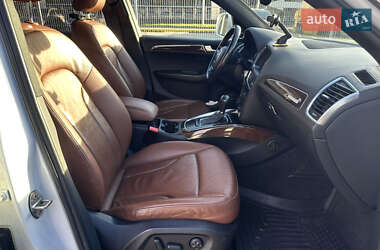Внедорожник / Кроссовер Audi Q5 2012 в 