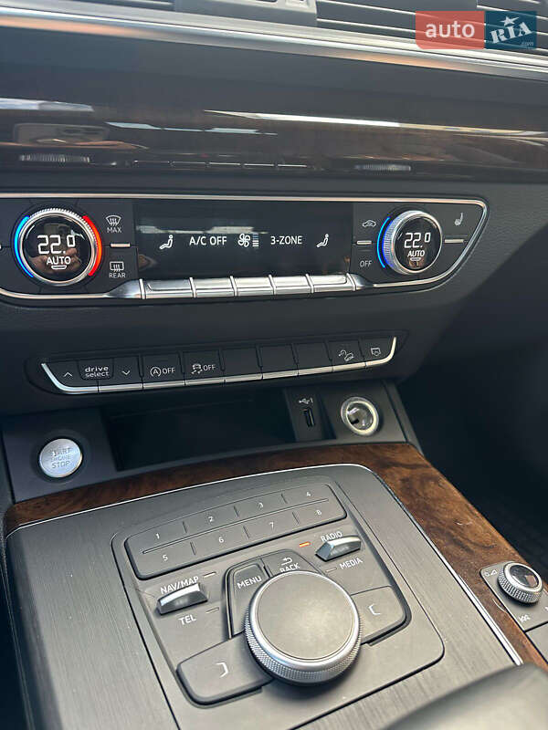 Внедорожник / Кроссовер Audi Q5 2019 в Киеве