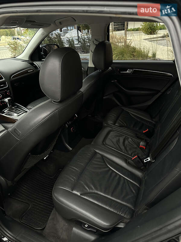 Внедорожник / Кроссовер Audi Q5 2013 в Львове