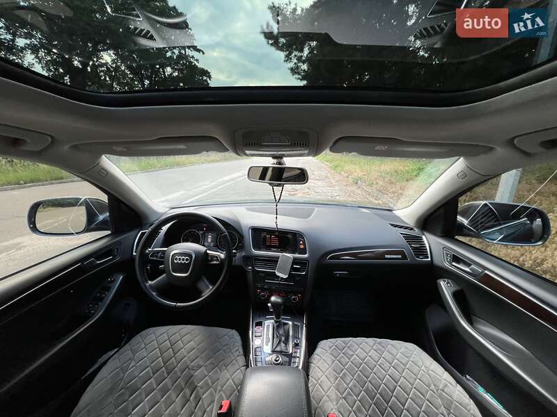 Позашляховик / Кросовер Audi Q5 2012 в Києві