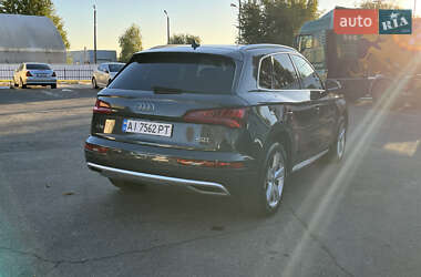Позашляховик / Кросовер Audi Q5 2017 в 