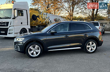 Позашляховик / Кросовер Audi Q5 2017 в 