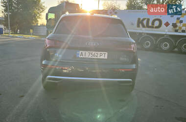 Позашляховик / Кросовер Audi Q5 2017 в 
