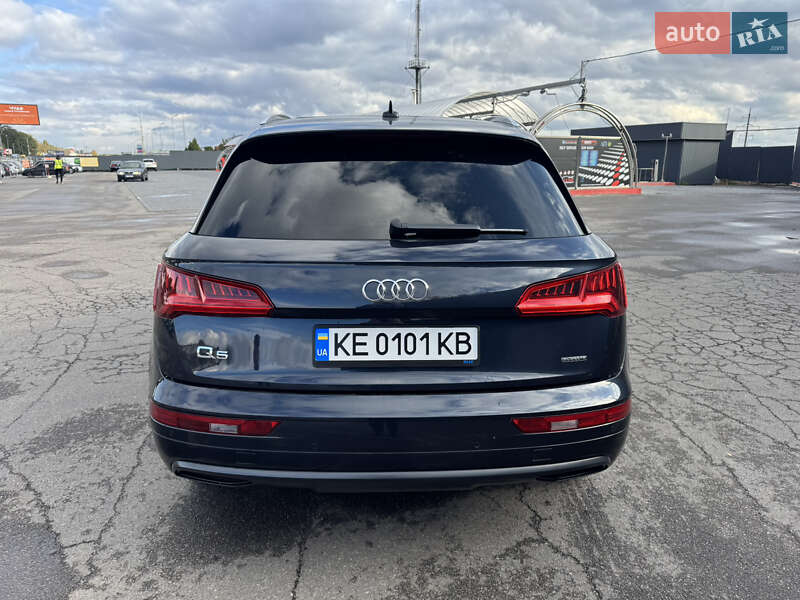 Внедорожник / Кроссовер Audi Q5 2019 в Полтаве