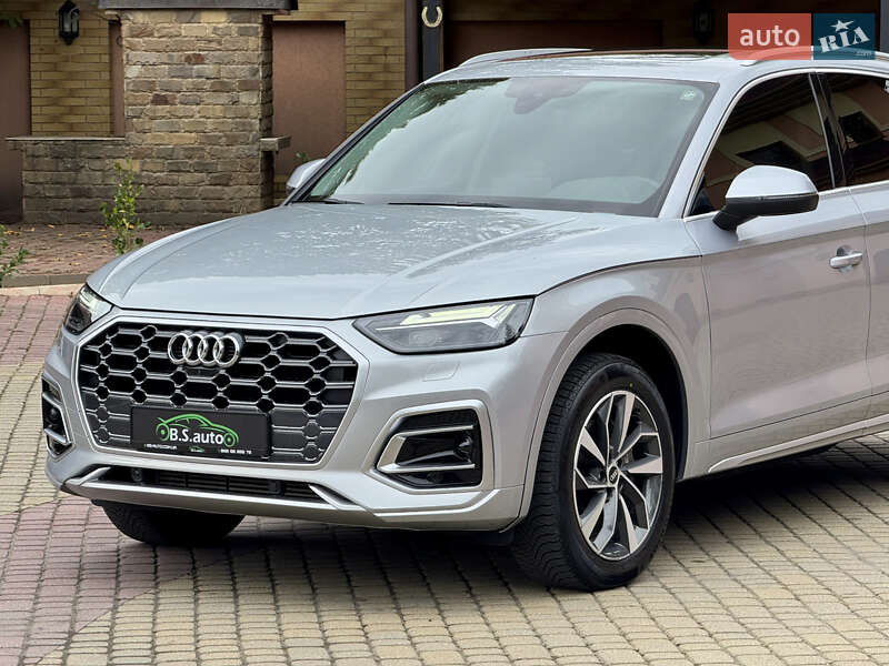 Внедорожник / Кроссовер Audi Q5 2021 в Мукачево