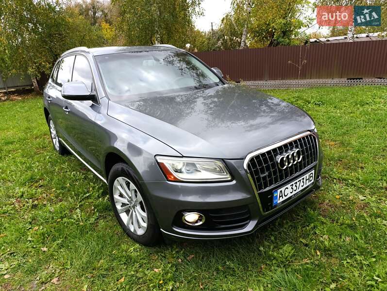 Позашляховик / Кросовер Audi Q5 2012 в Володимирі