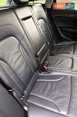 Позашляховик / Кросовер Audi Q5 2012 в  фото 55 Позашляховик / Кросовер Audi Q5 2012 в