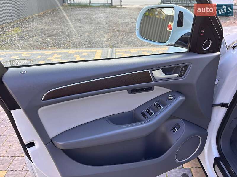Внедорожник / Кроссовер Audi Q5 2017 в Львове