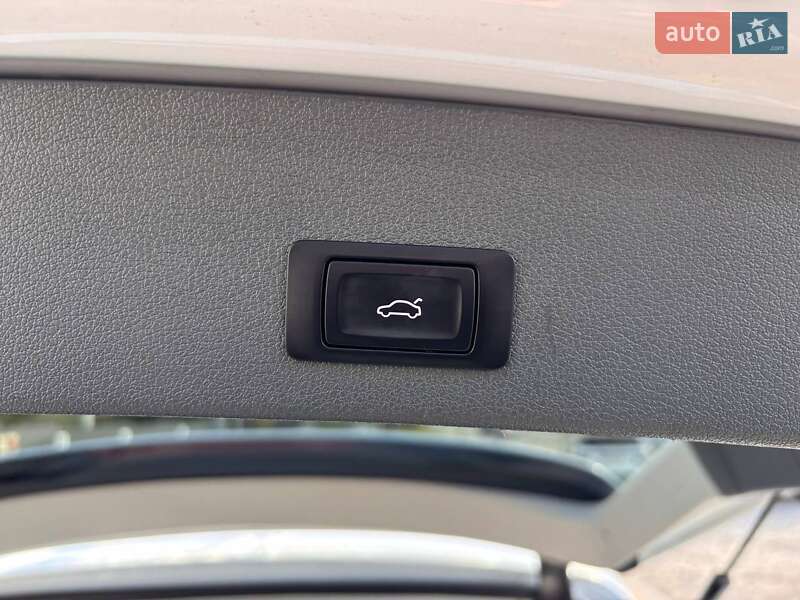 Внедорожник / Кроссовер Audi Q5 2017 в Львове