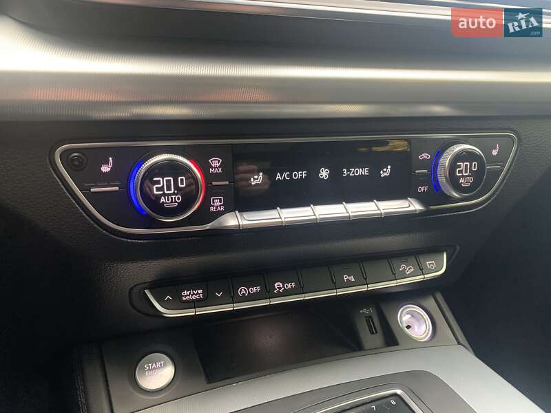 Внедорожник / Кроссовер Audi Q5 2018 в Дрогобыче