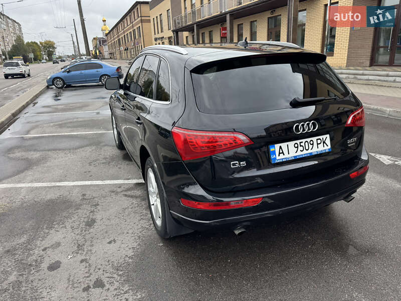 Внедорожник / Кроссовер Audi Q5 2011 в Белой Церкви