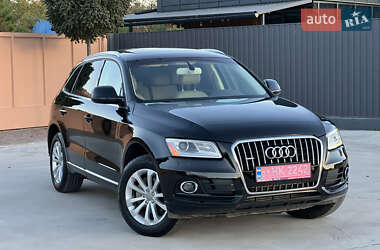 Внедорожник / Кроссовер Audi Q5 2015 в 