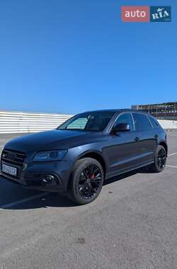 Внедорожник / Кроссовер Audi Q5 2015 в 