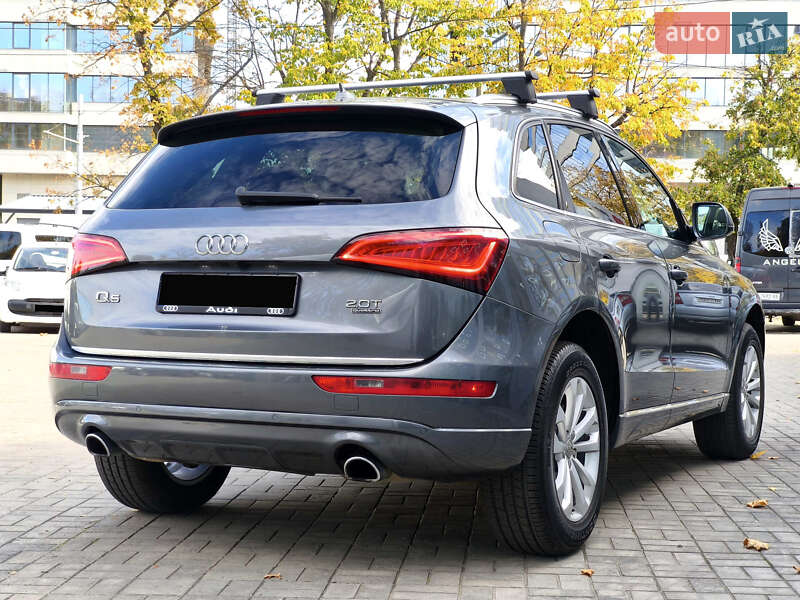 Позашляховик / Кросовер Audi Q5 2015 в Дніпрі