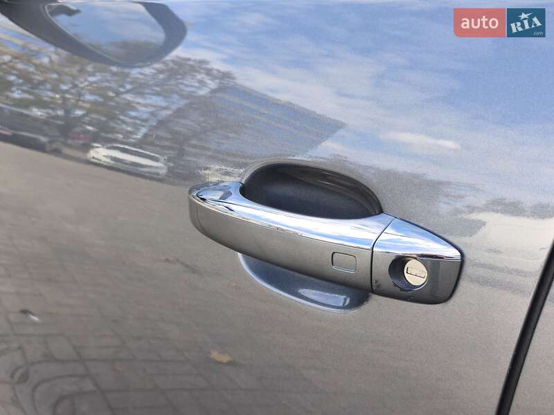 Позашляховик / Кросовер Audi Q5 2015 в Дніпрі