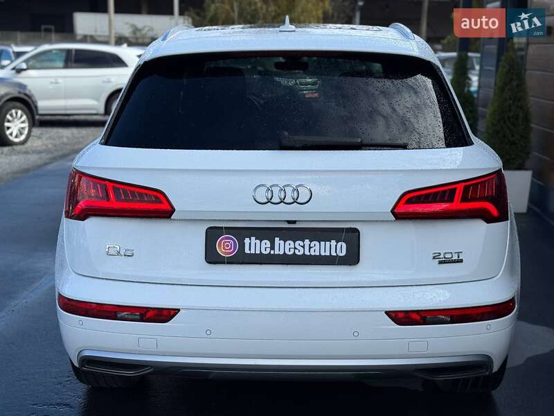 Позашляховик / Кросовер Audi Q5 2018 в Рівному