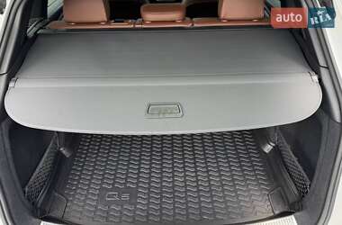 Внедорожник / Кроссовер Audi Q5 2018 в 