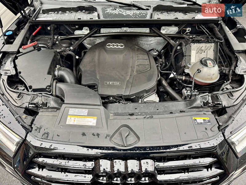 Внедорожник / Кроссовер Audi Q5 2020 в Киеве