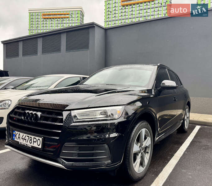 Внедорожник / Кроссовер Audi Q5 2020 в Киеве