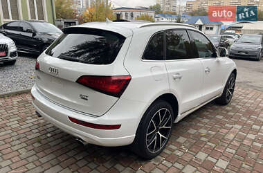 Позашляховик / Кросовер Audi Q5 2015 в Рівному