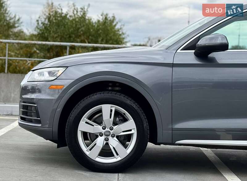 Позашляховик / Кросовер Audi Q5 2018 в Києві