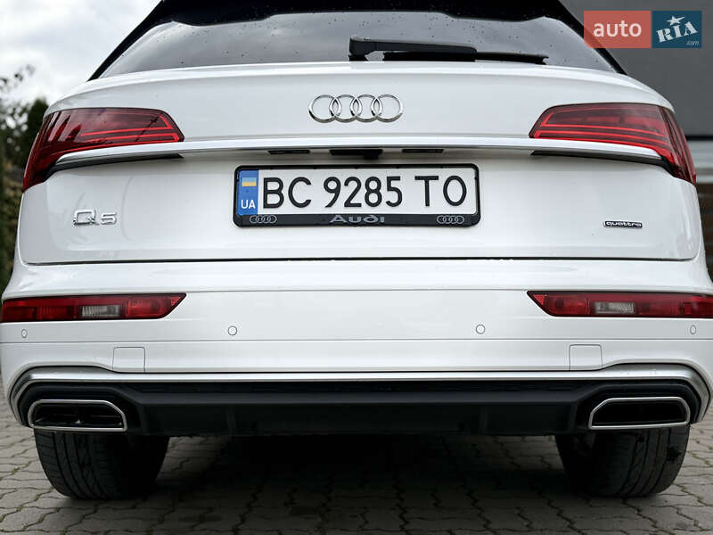 Позашляховик / Кросовер Audi Q5 2022 в Стрию
