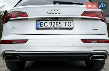 Внедорожник / Кроссовер Audi Q5 2022 в 