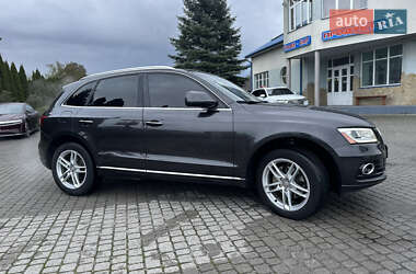 Позашляховик / Кросовер Audi Q5 2016 в 