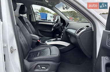 Позашляховик / Кросовер Audi Q5 2016 в 