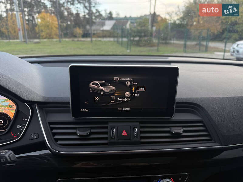 Позашляховик / Кросовер Audi Q5 2020 в Києві
